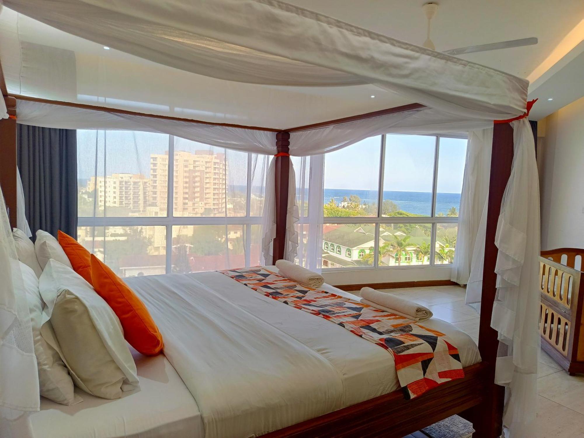 Savannah Lions Exquisite Apartment Mombasa Exterior photo